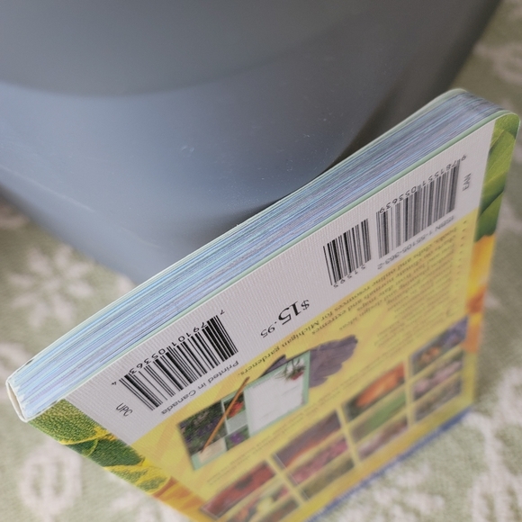 Gardening Month by Month in Michigan  Softcover Wood, Tim; Beck, Alison - Picture 5 of 5